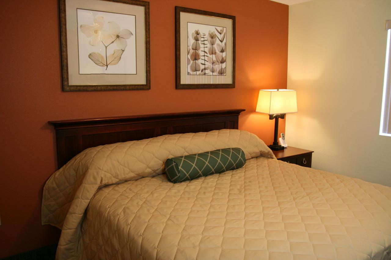 Affordable Suites Mooresville Exterior photo